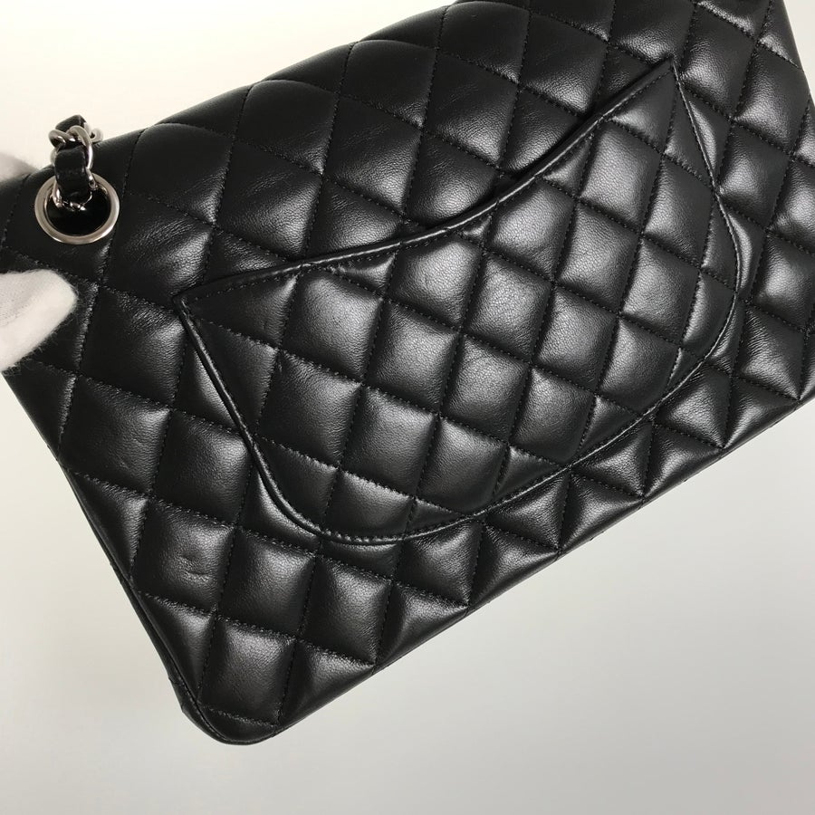 シャネル ショルダーバッグ