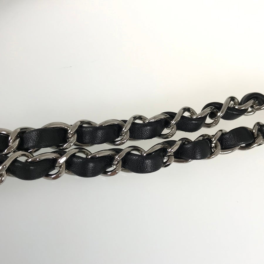 シャネル ショルダーバッグ