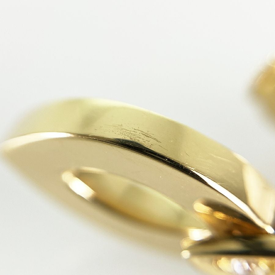 カルティエ ピアス