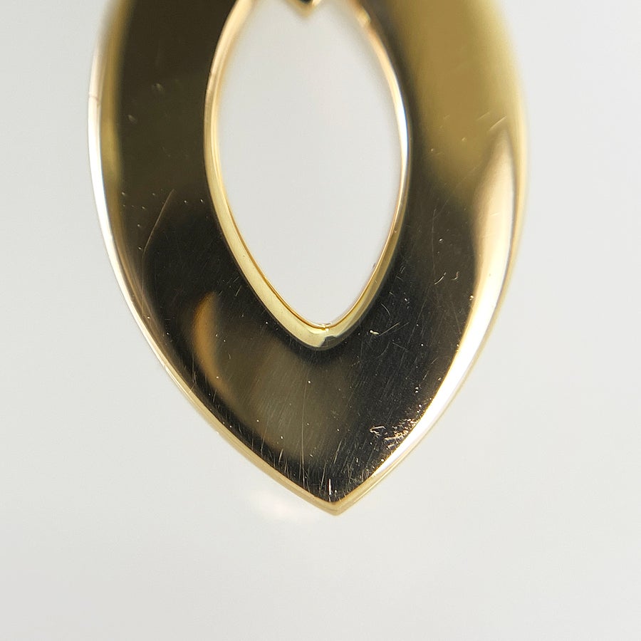 カルティエ ピアス