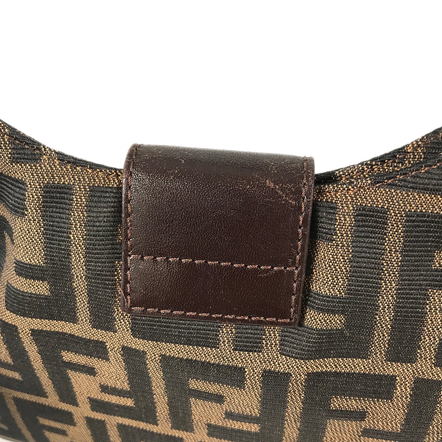 フェンディ ショルダーバッグ