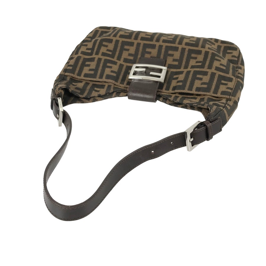 フェンディ ショルダーバッグ