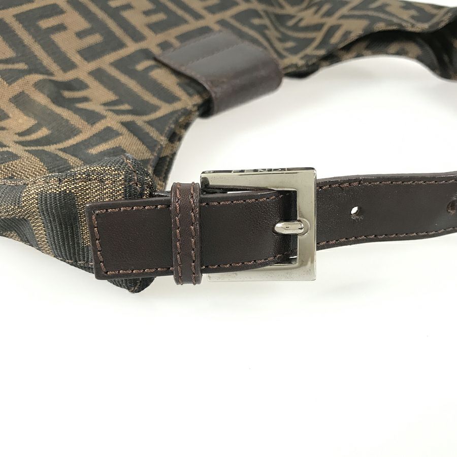 フェンディ ショルダーバッグ