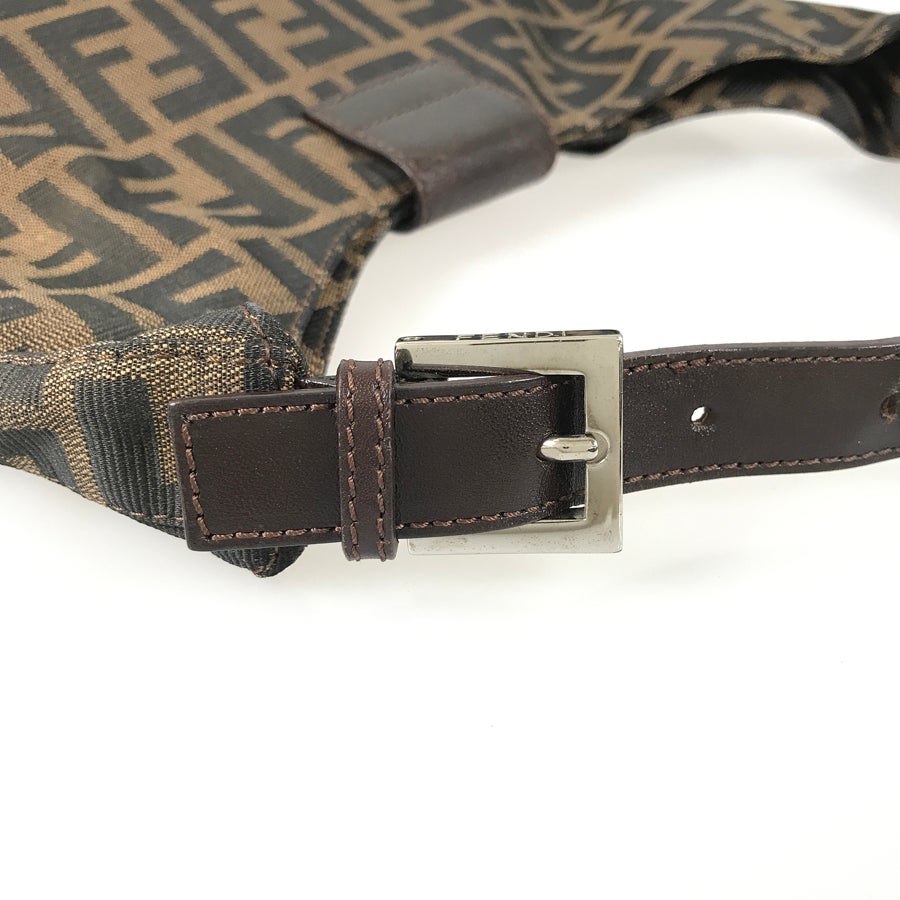 フェンディ ショルダーバッグ