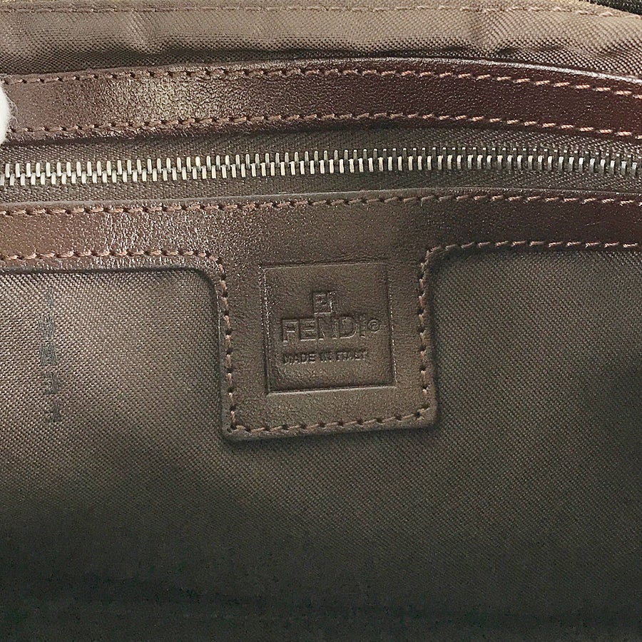 フェンディ ショルダーバッグ