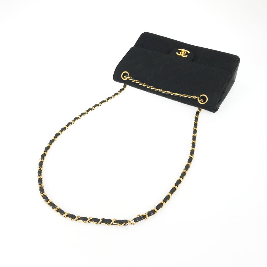 シャネル ショルダーバッグ