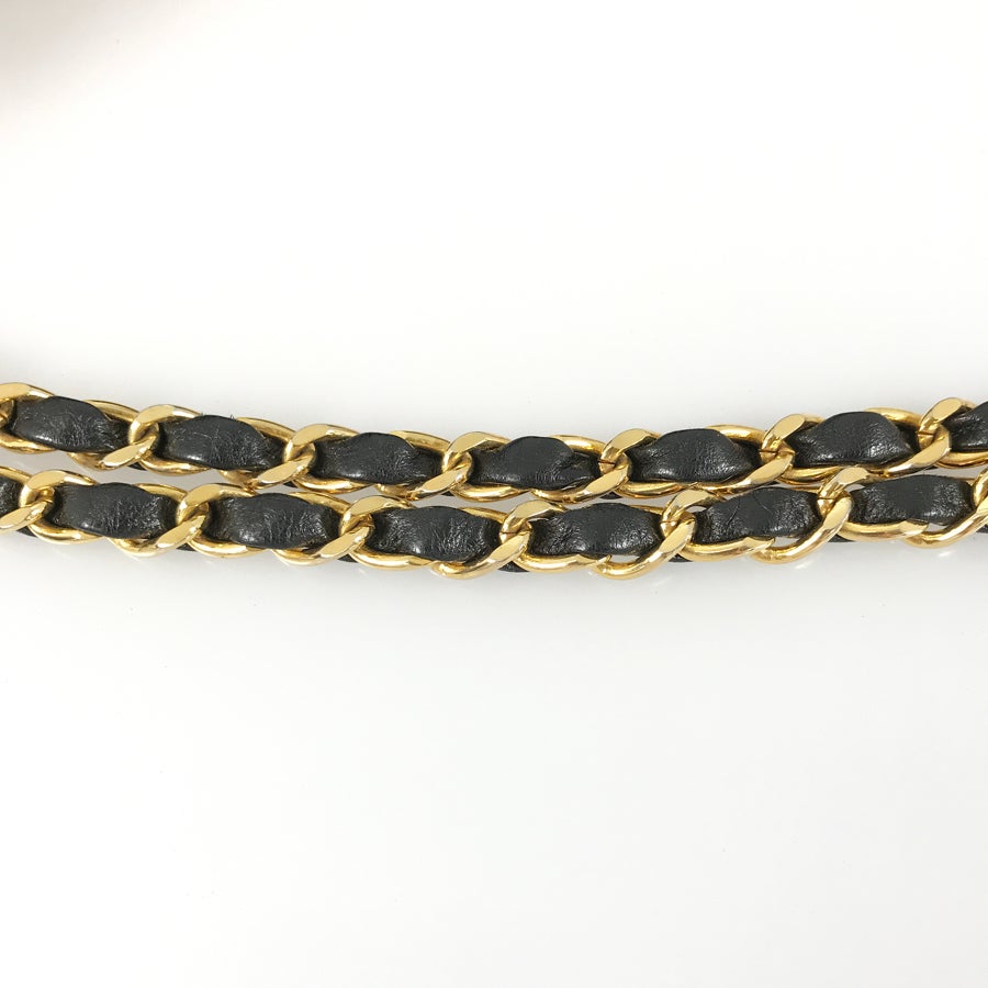 シャネル ショルダーバッグ