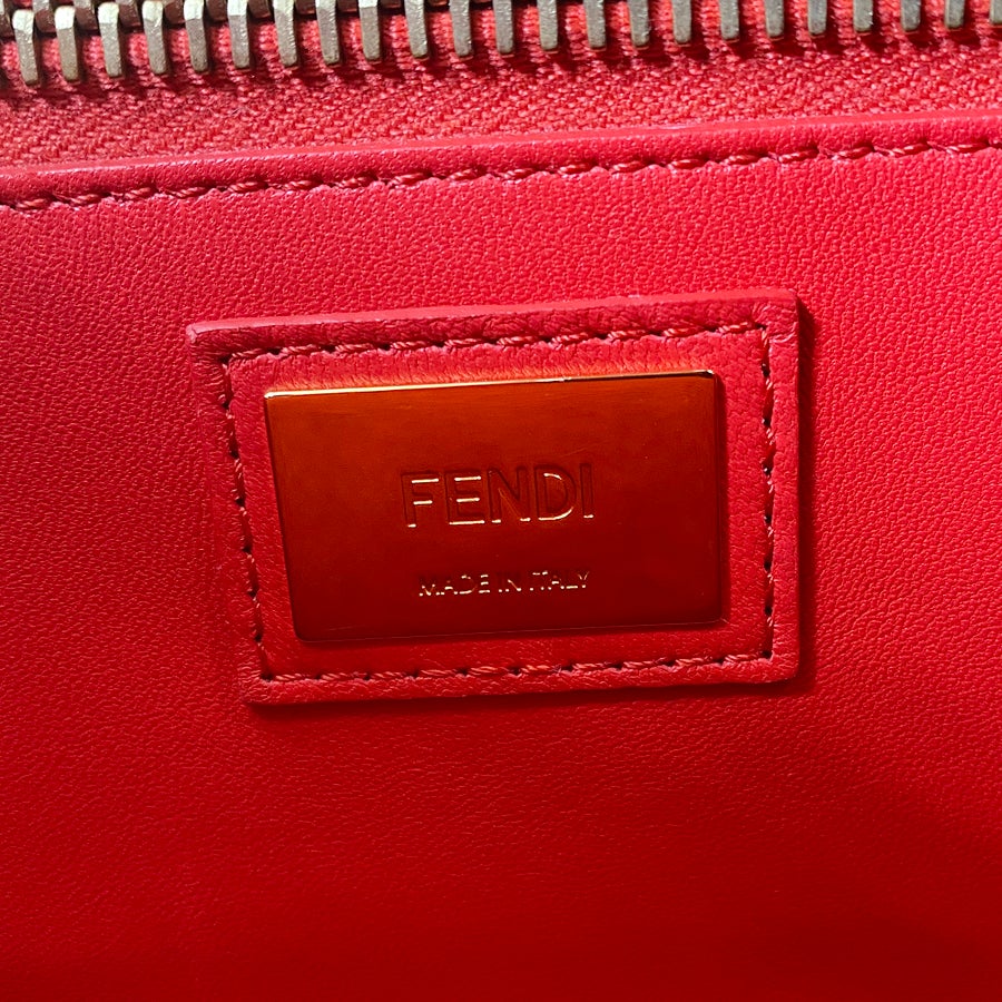 フェンディ ハンドバッグ