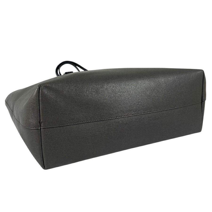 フェンディ トートバッグ