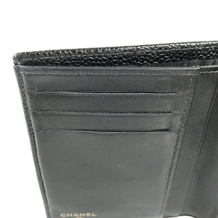シャネル 二つ折り財布