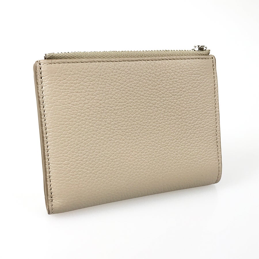 ロエベ 二つ折り財布