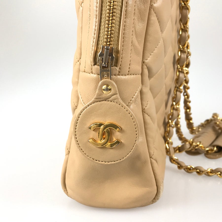 シャネル ショルダーバッグ