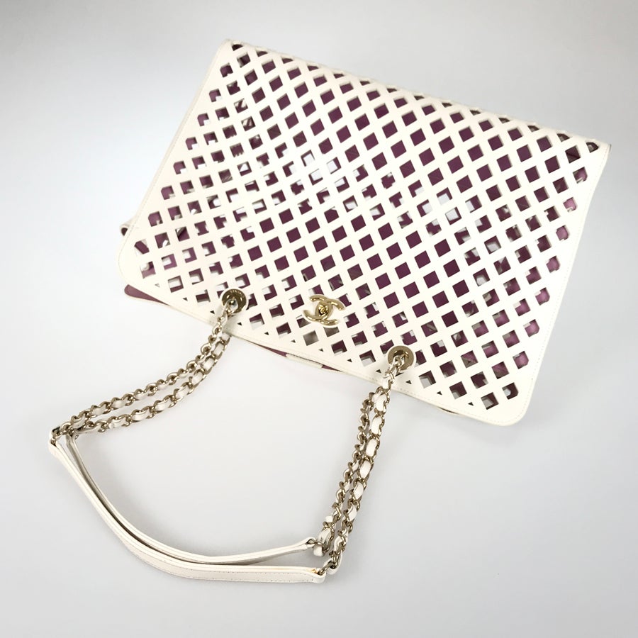 シャネル ショルダーバッグ