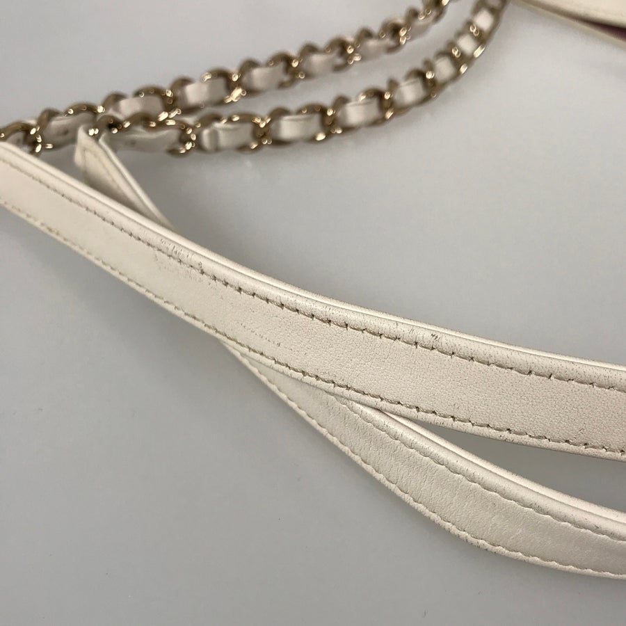 シャネル ショルダーバッグ