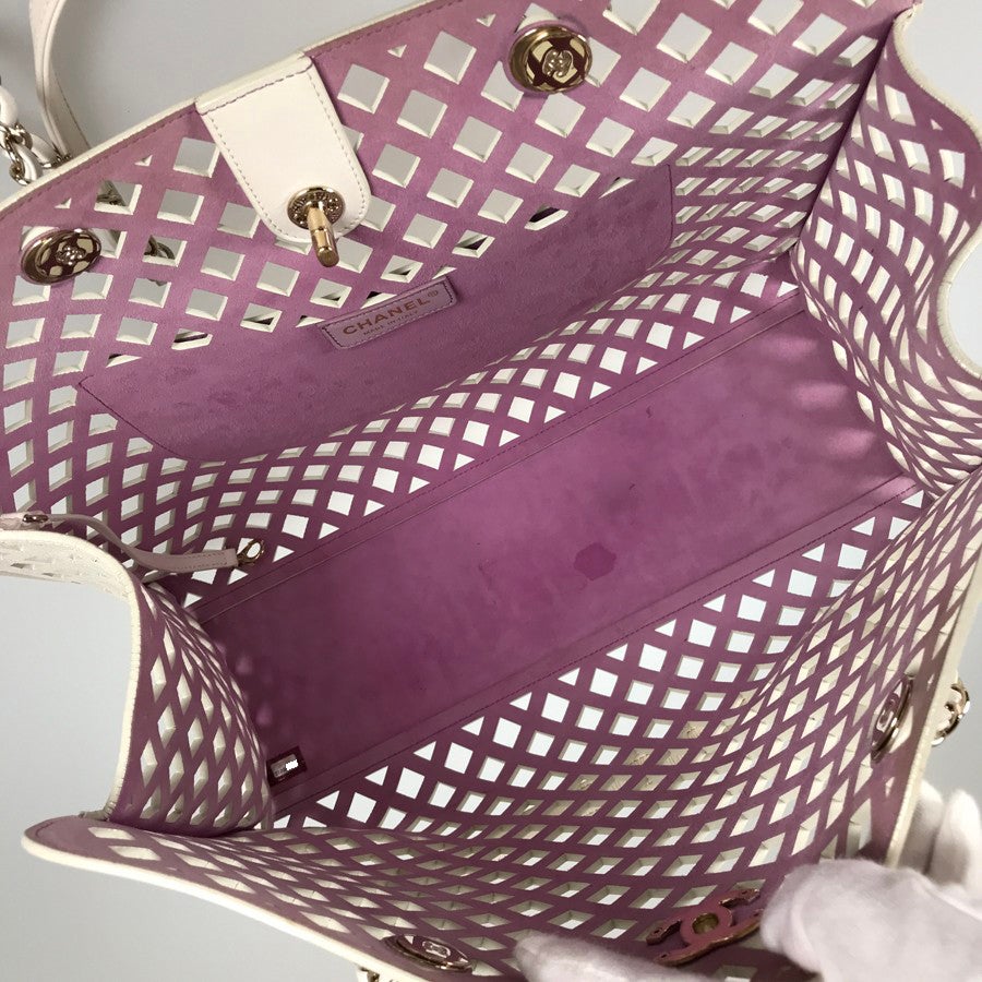 シャネル ショルダーバッグ