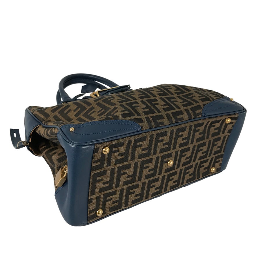 フェンディ ハンドバッグ