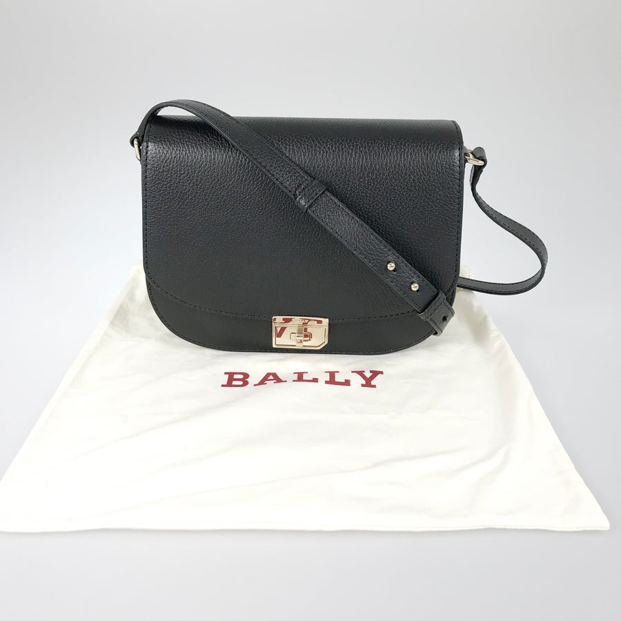 バリー ショルダーバッグ