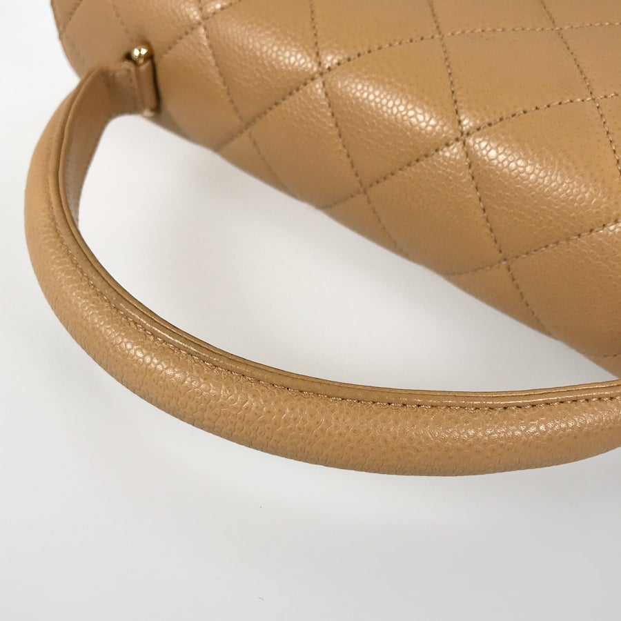 シャネル ハンドバッグ