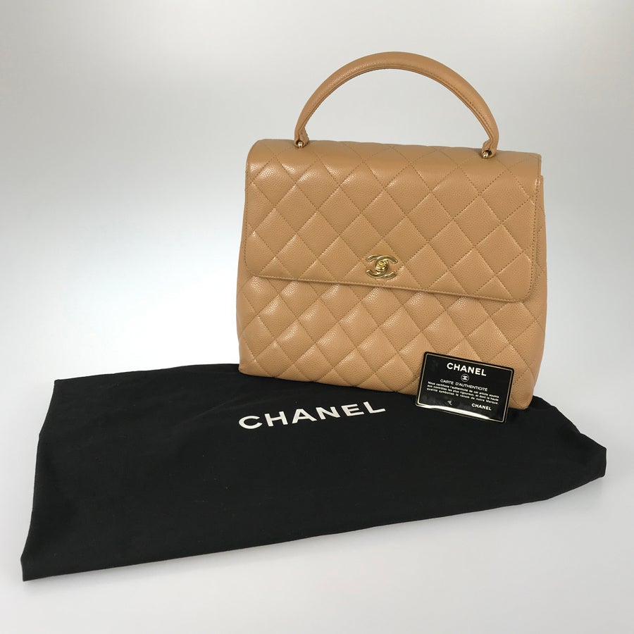 シャネル ハンドバッグ