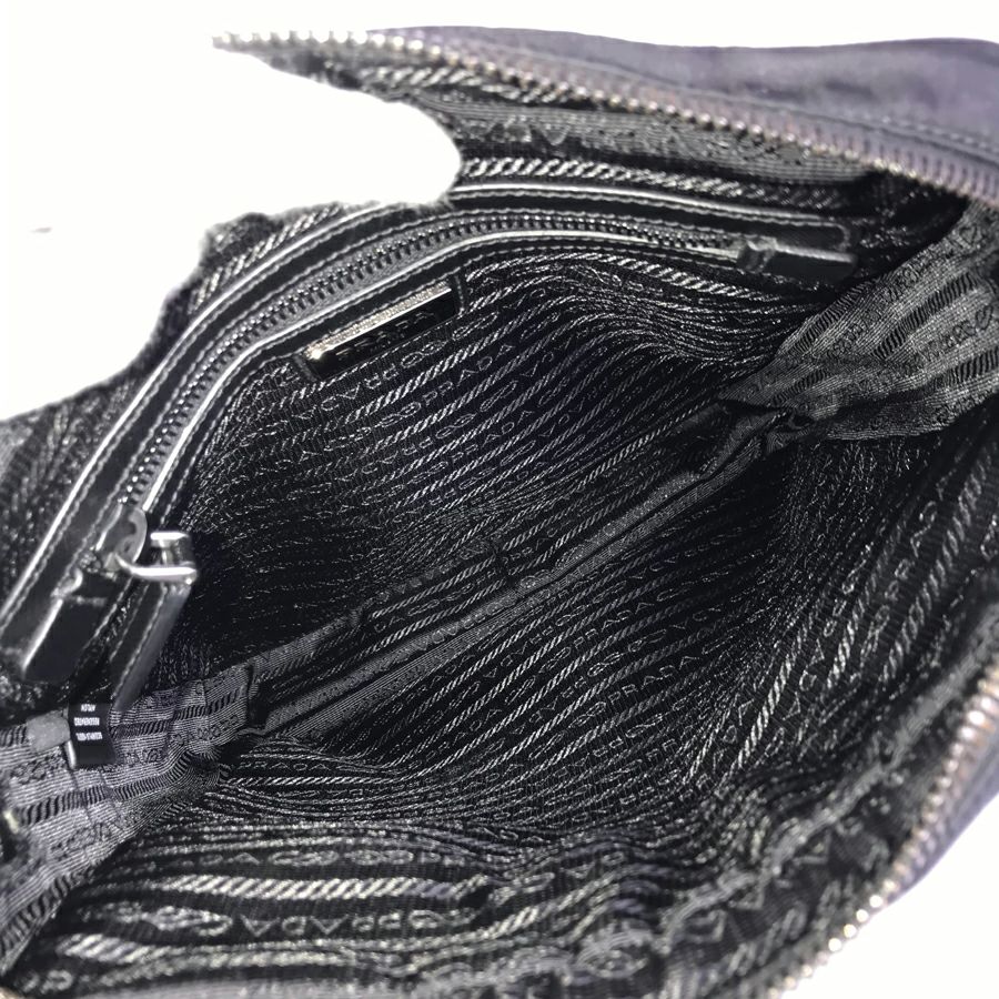 プラダ ショルダーバッグ