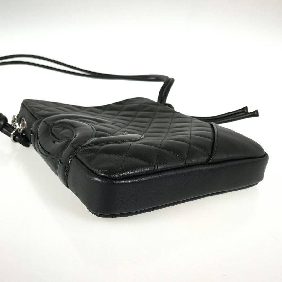 シャネル ショルダーバッグ