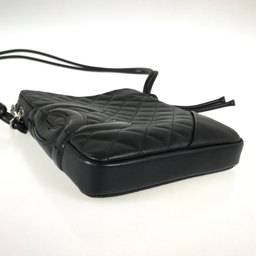 シャネル ショルダーバッグ