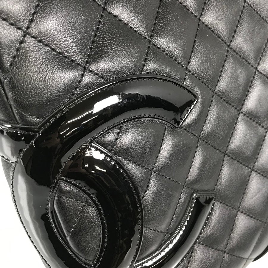 シャネル ショルダーバッグ