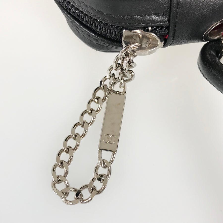 シャネル ショルダーバッグ