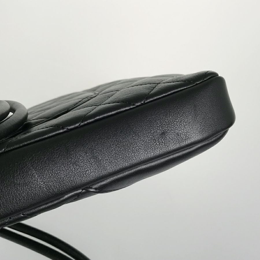 シャネル ショルダーバッグ