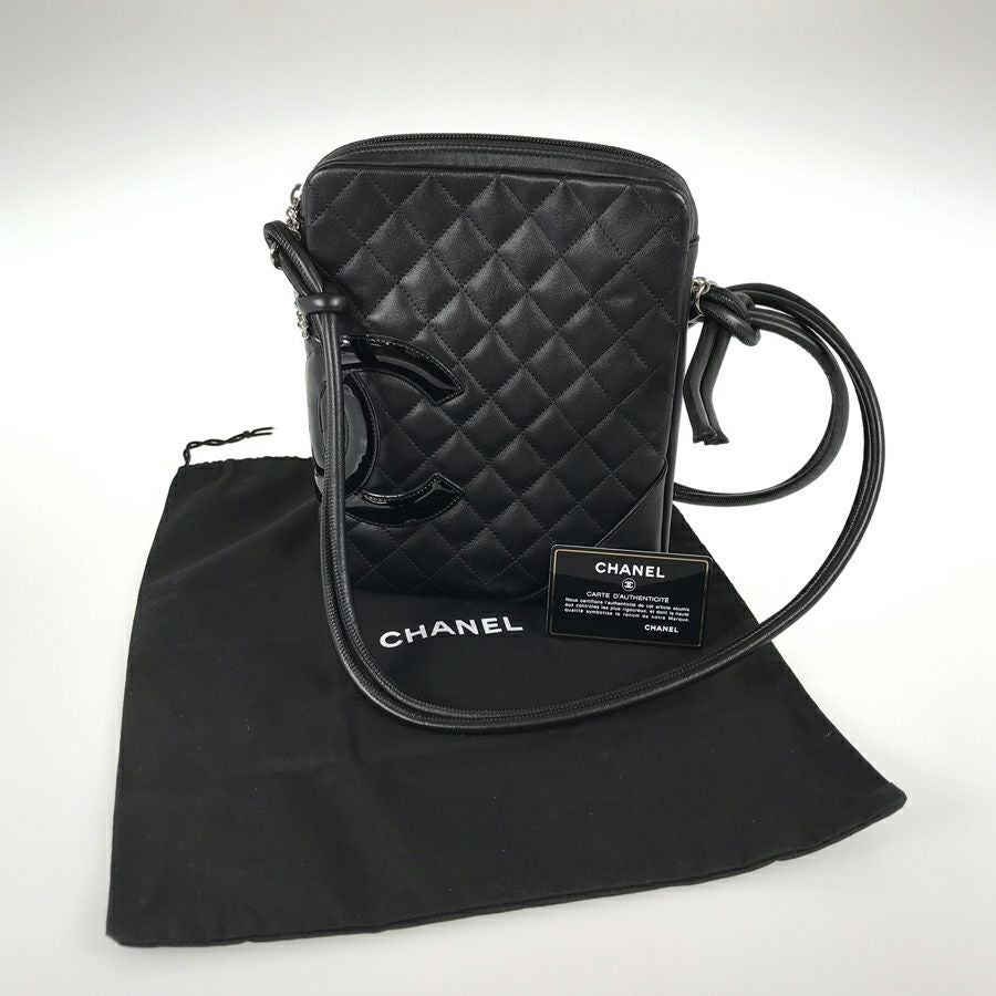 シャネル ショルダーバッグ