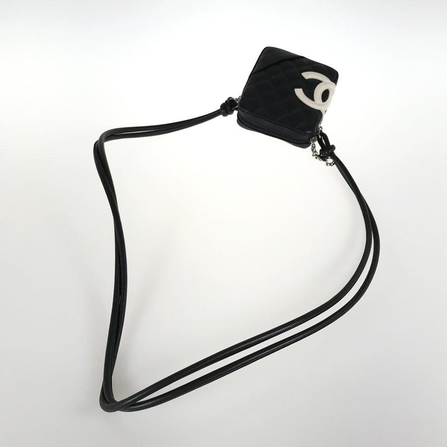 シャネル ショルダーバッグ