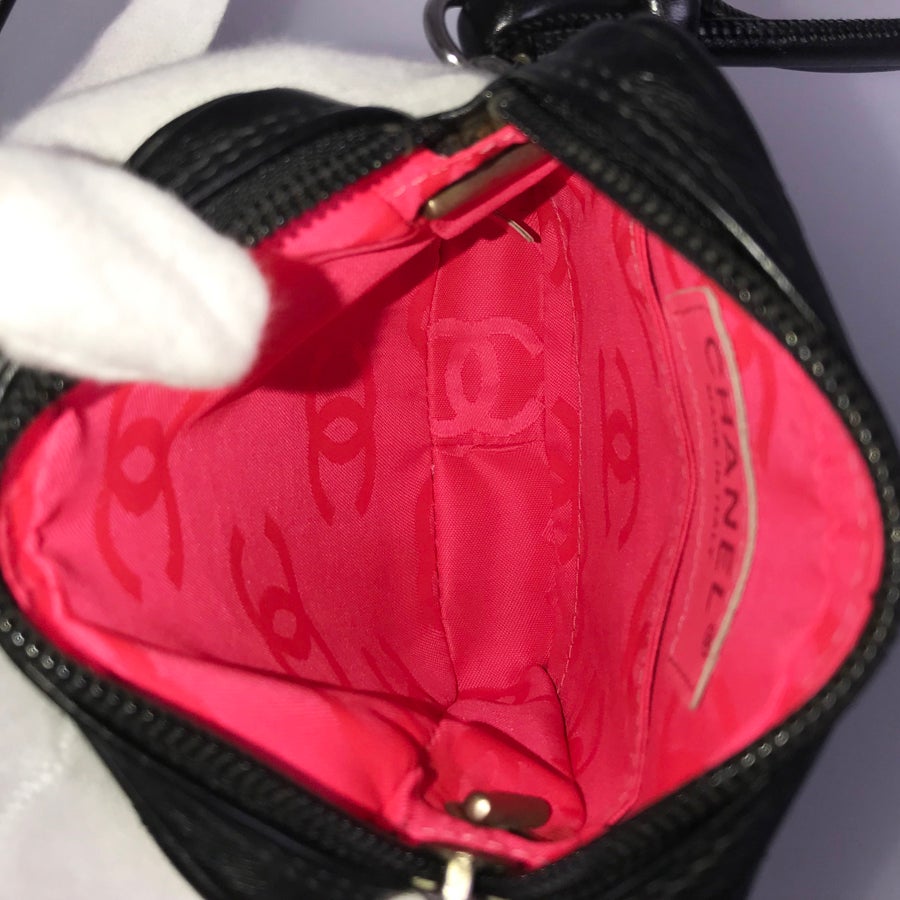 シャネル ショルダーバッグ