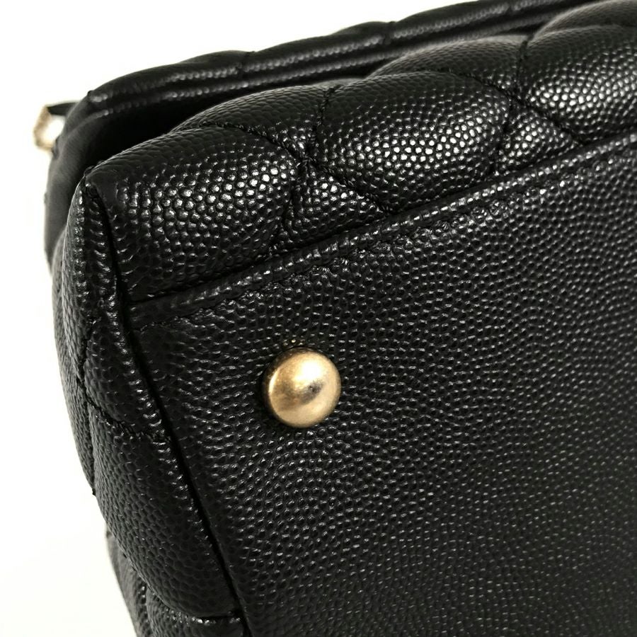 シャネル ハンドバッグ