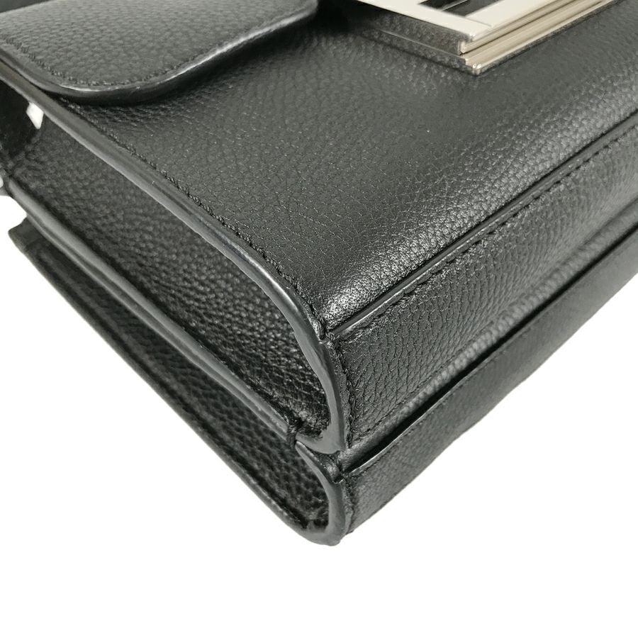 フェンディ ショルダーバッグ