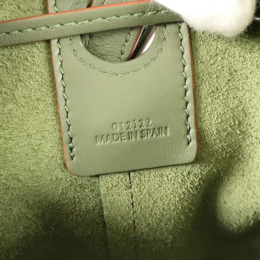 ロエベ ショルダーバッグ