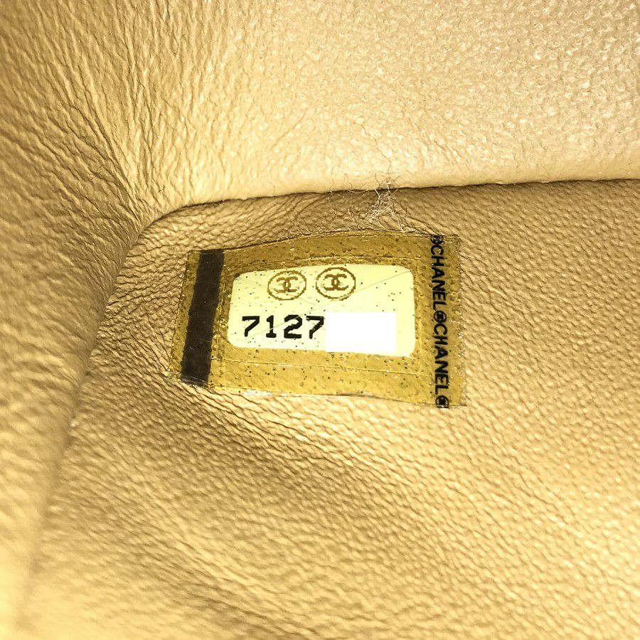 シャネル ショルダーバッグ