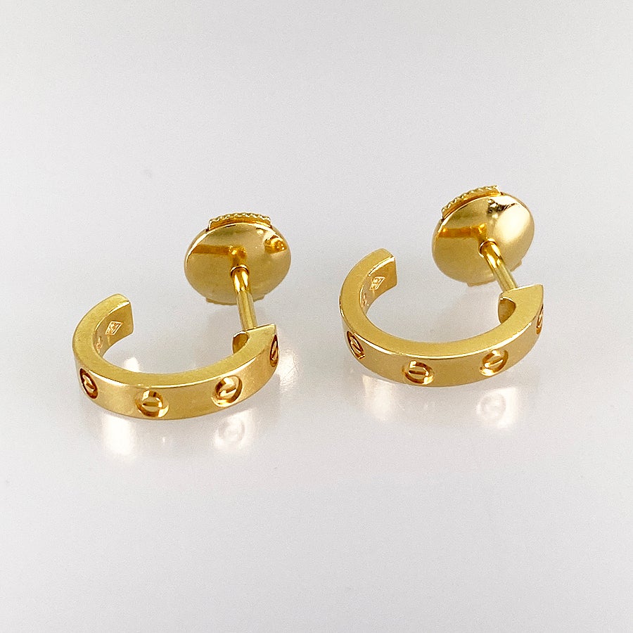 カルティエ ピアス