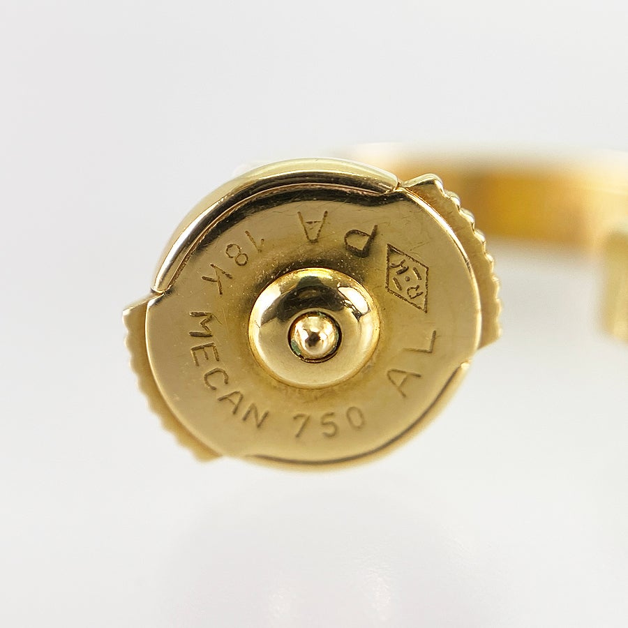 カルティエ ピアス