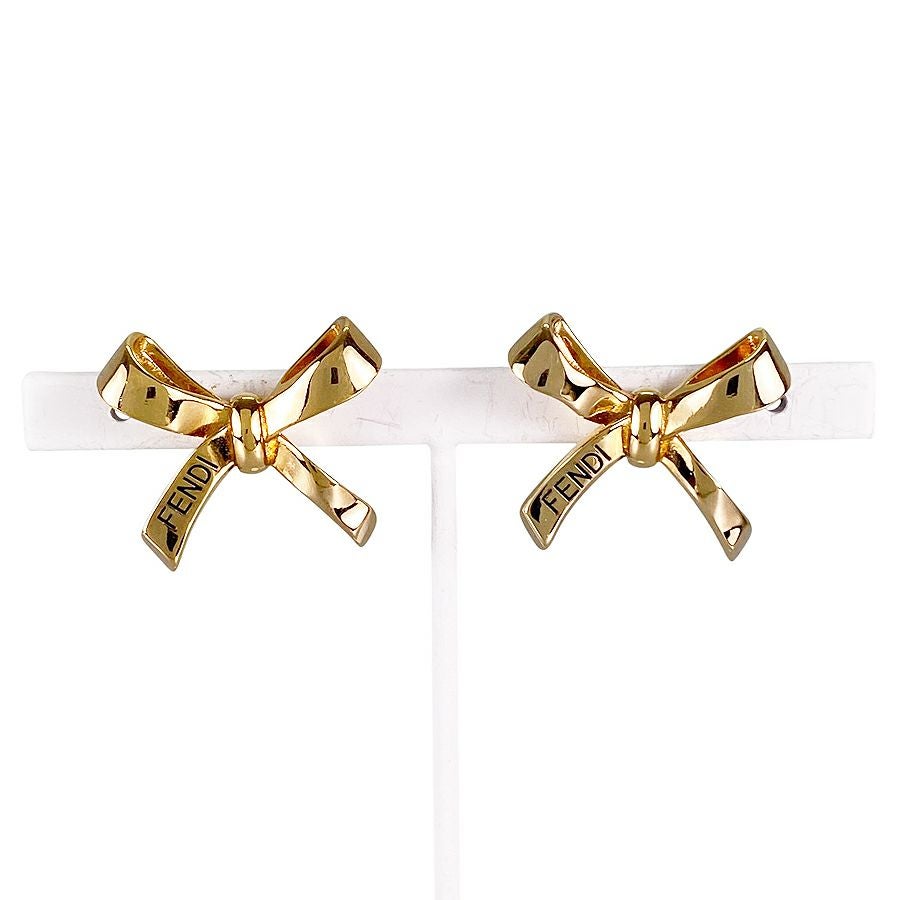 フェンディ ピアス