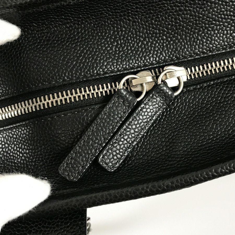 シャネル ショルダーバッグ