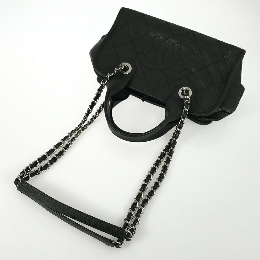 シャネル ショルダーバッグ