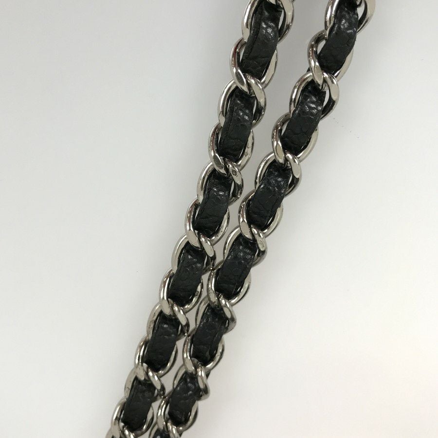 シャネル ショルダーバッグ