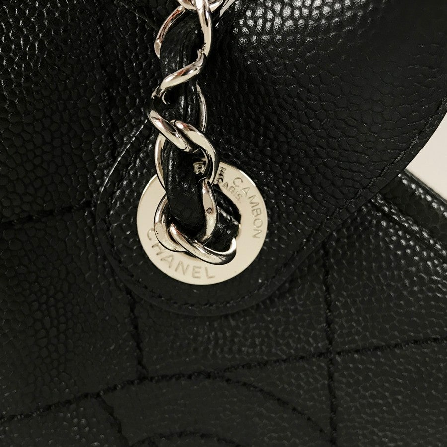 シャネル ショルダーバッグ