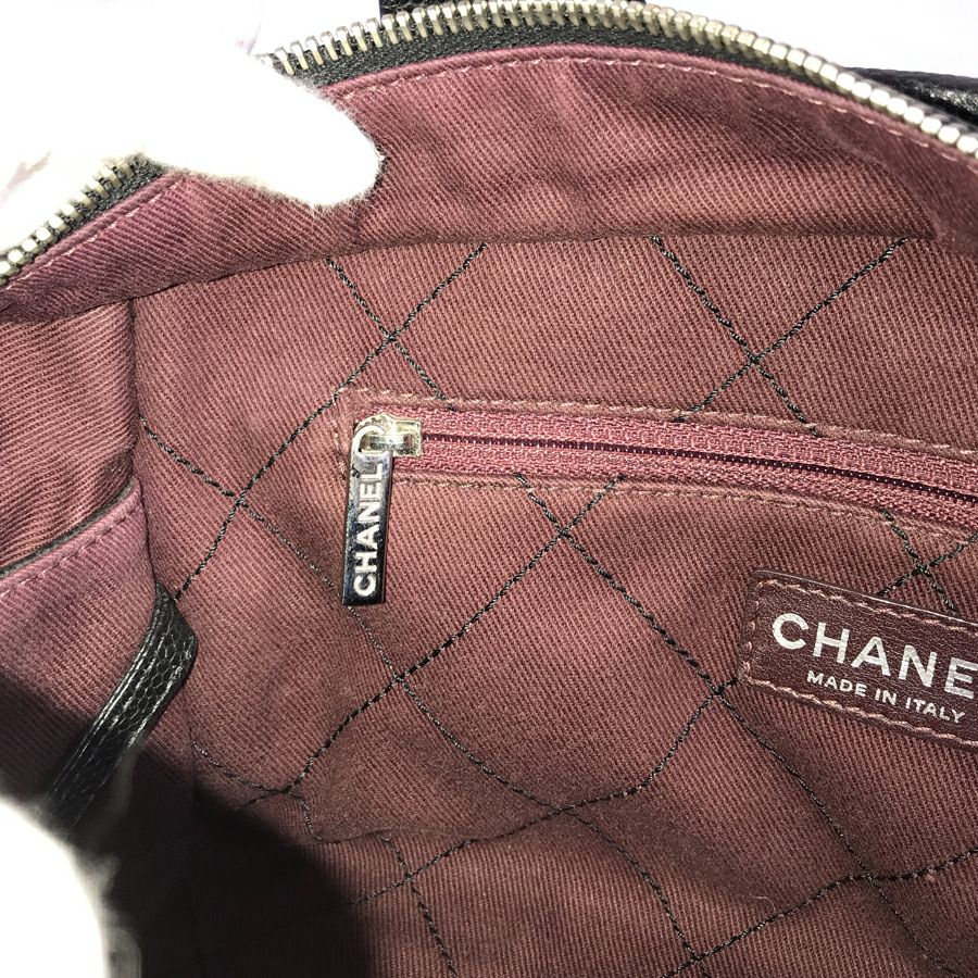 シャネル ショルダーバッグ