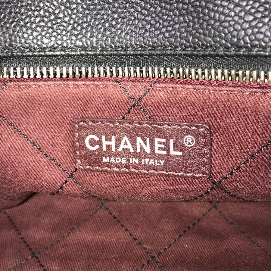 シャネル ショルダーバッグ