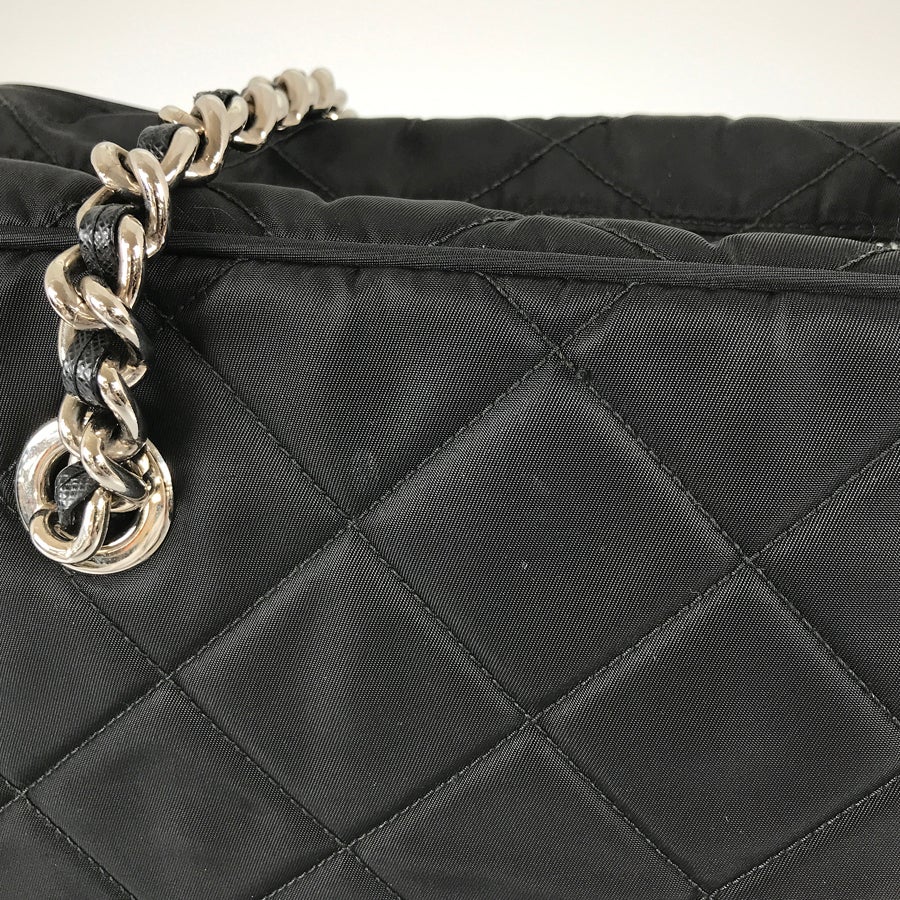 プラダ ショルダーバッグ