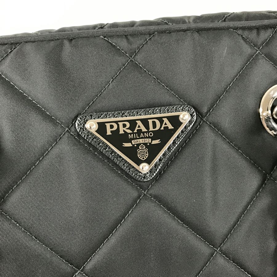 プラダ ショルダーバッグ