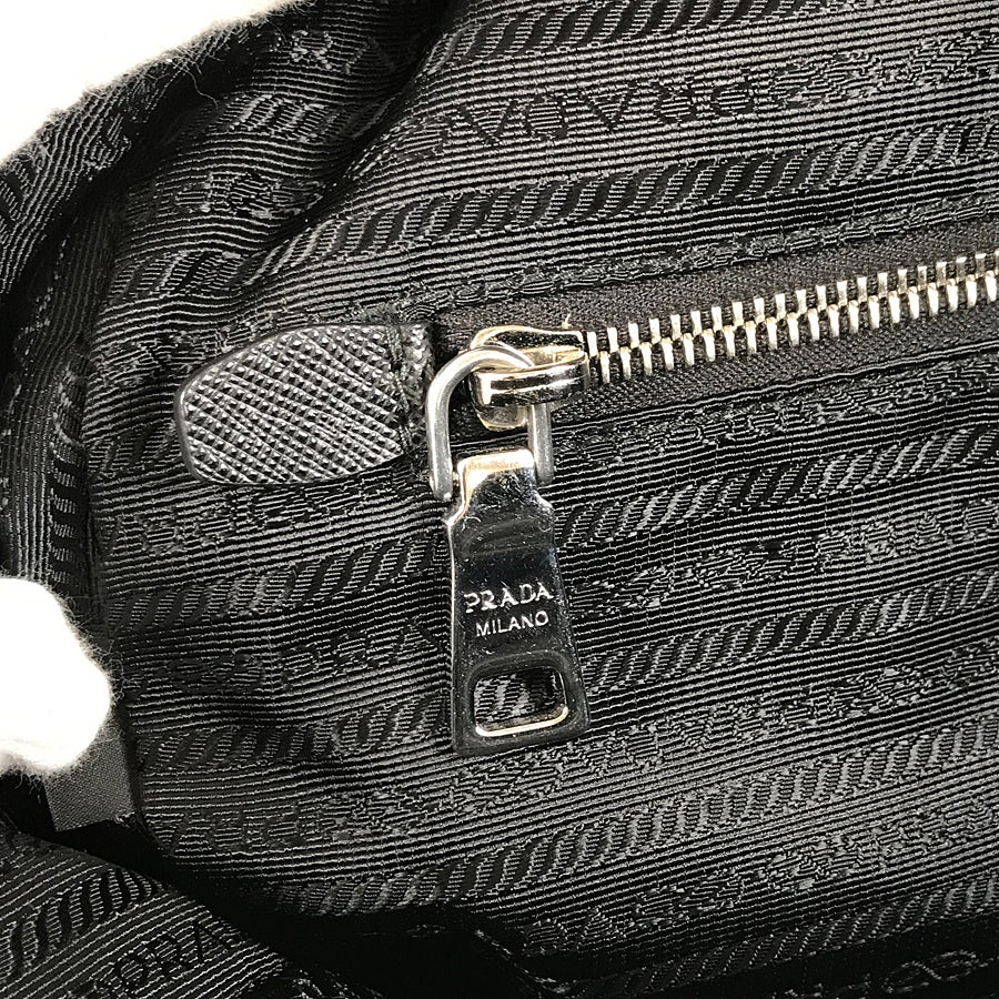 プラダ ショルダーバッグ
