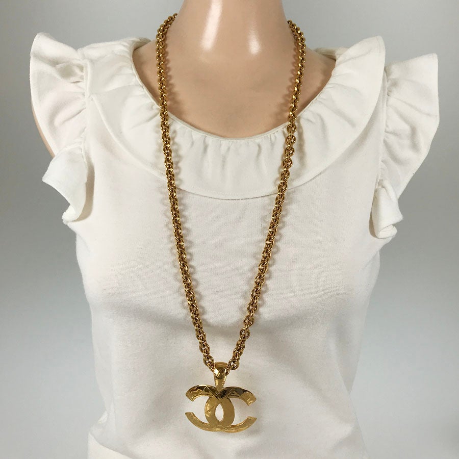 シャネル ロングネックレス