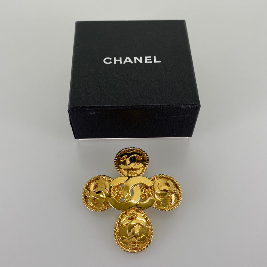 シャネル ブローチ